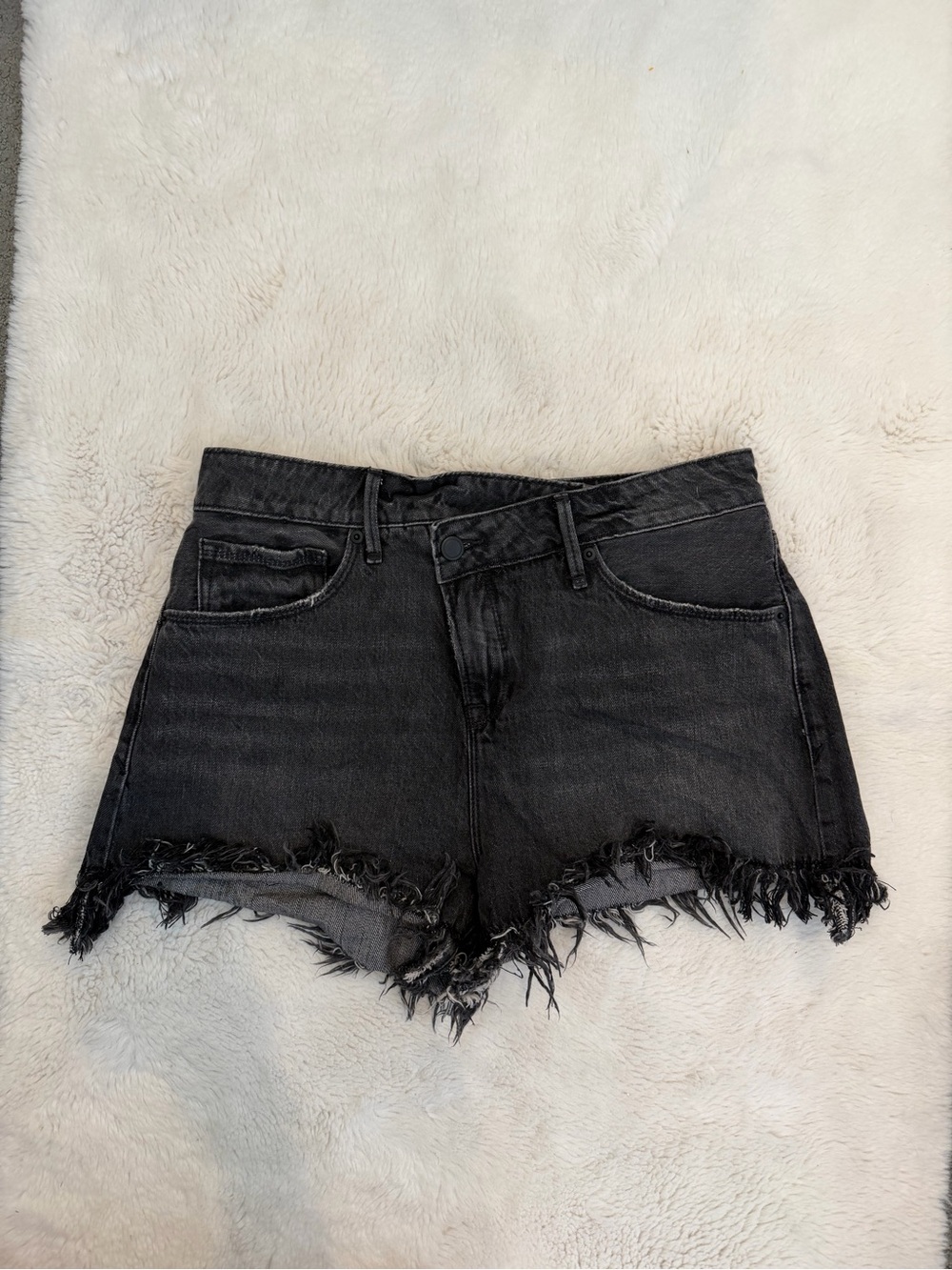 Good American Black Frayed Hem High-Rise Denim Shorts